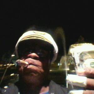 Meet your Posher, Lee